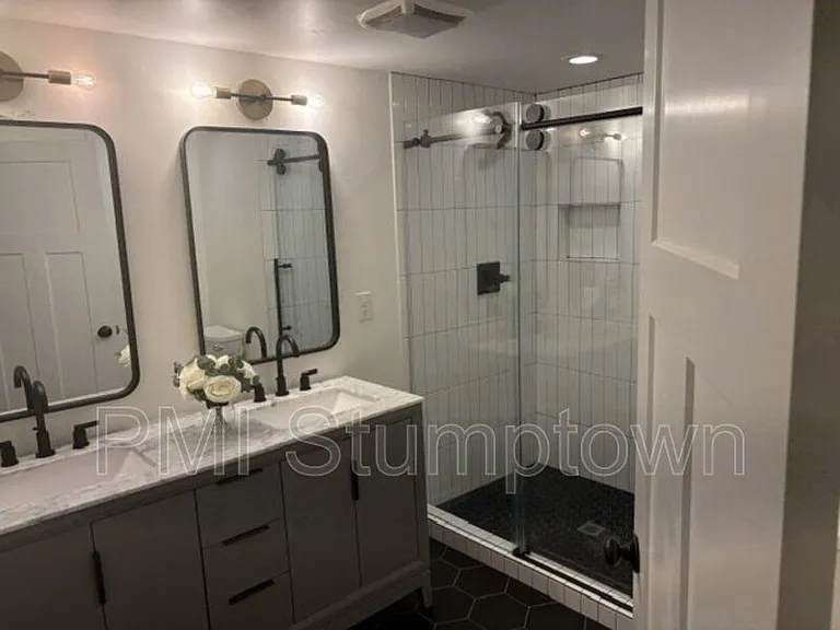 7407 SE 30th Ave — Photo 18