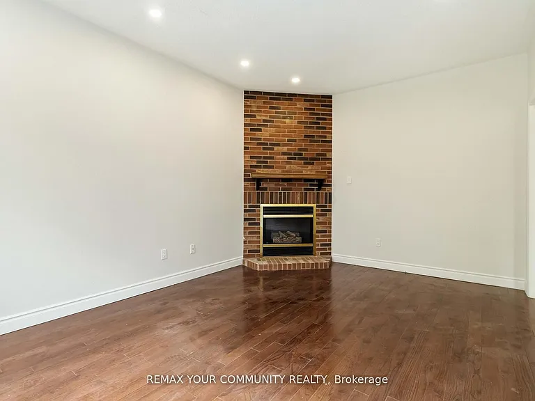 120 Shaftsbury Ave — Photo 9