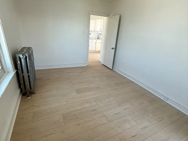 2607 Edgmont Ave #3 — Photo 2