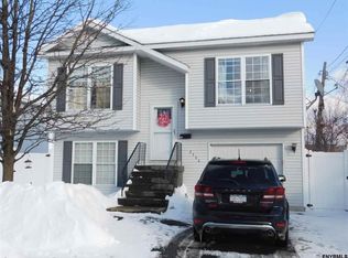 2306 6th Ave, Watervliet, NY 12189