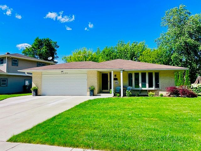 1st image of 3600 Brookmeade Dr