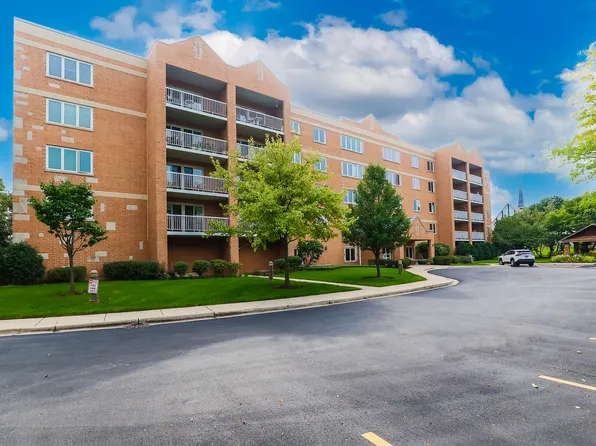 7450 N Waukegan Rd APT 406, Niles, IL 60714