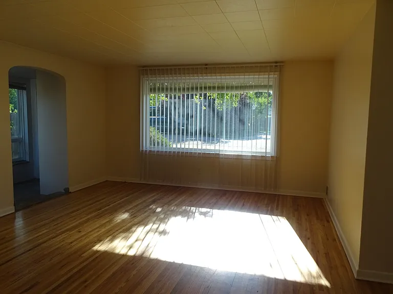 2020 S Euclid Ave — Photo 5