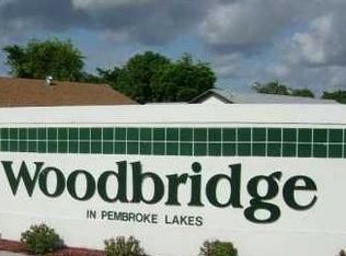 10140 NW 22nd Ct, Pembroke Pines, FL 33026