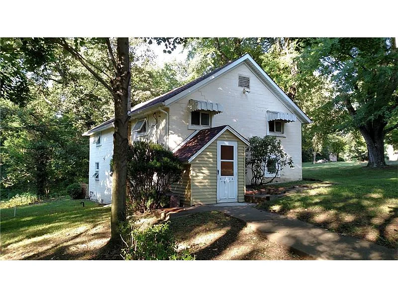 501 Saxonburg Rd photo 1
