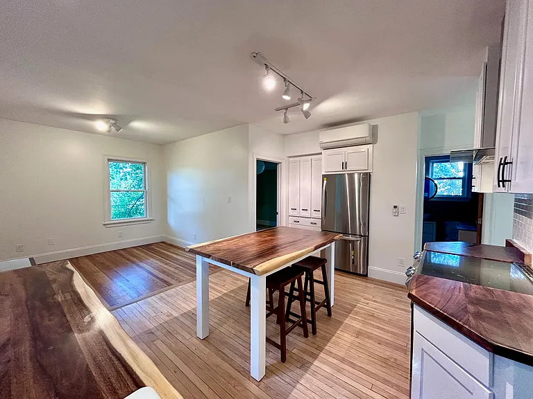 135 W Park St #2 — Photo 17