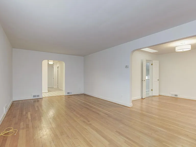 5601 Pollard Rd — Photo 10
