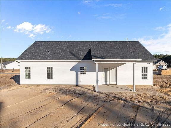 3rd image of 83 Orchard Ln