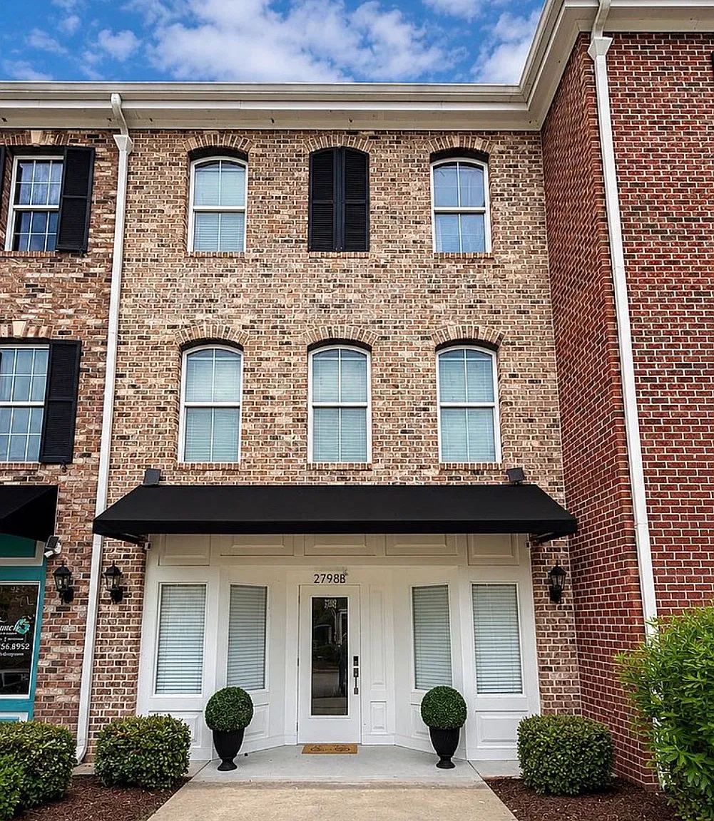 3 bed, 2.5 bath, 1344 sqft, $2,400 — Photo 1