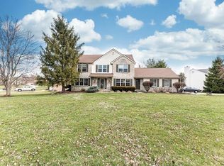 6762 Sunny Dr, Mason, OH 45040