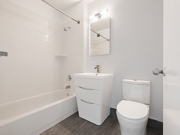 5th image of 111 Worth St APT 5a