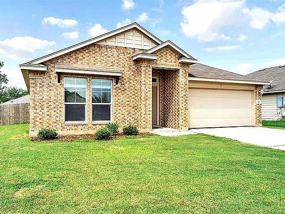 2nd image of 206 Losoya Dr