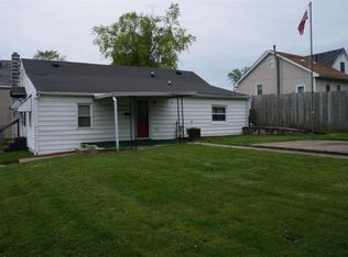 1005 S 7th St, Quincy, IL 62301