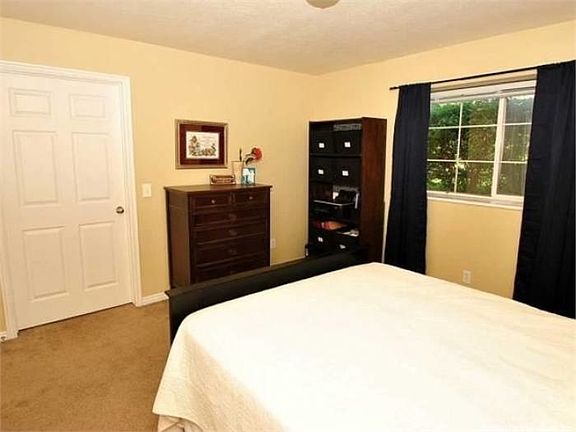 3rd image of 1441 Westbury Way APT E