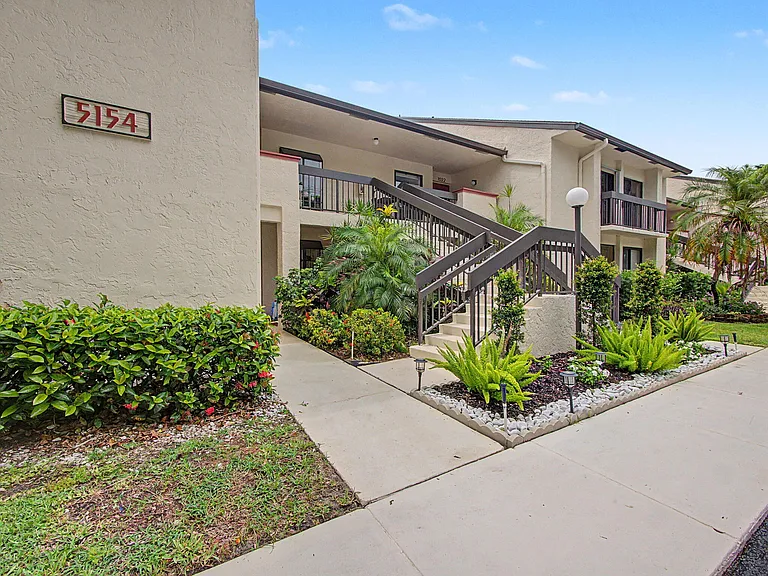 5154 Oak Hill Ln #1022 — Photo 1