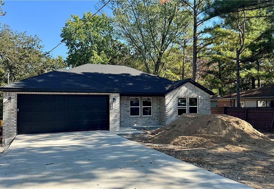 2nd image of 1300 Coler Dr