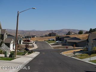 1st image of 1602 W Naches Ave