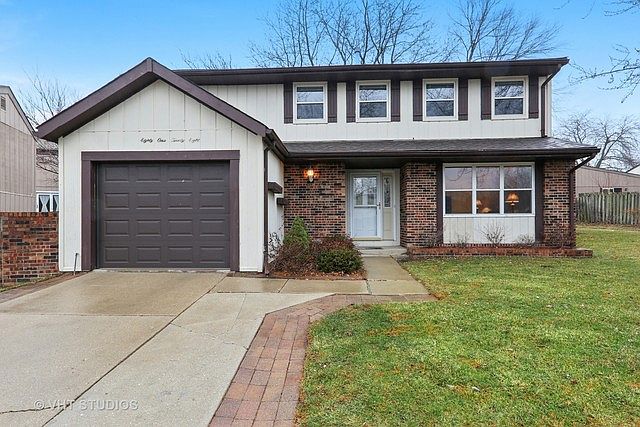 1st image of 8128 Hinswood Dr