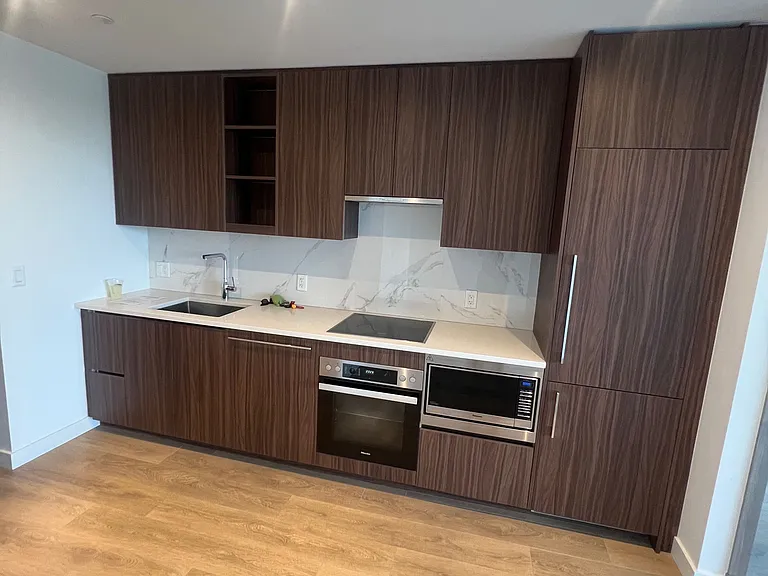 25 E McMahon Dr #610 — Photo 5