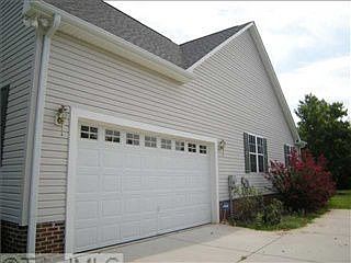 3rd image of 7354 Buckland Dr