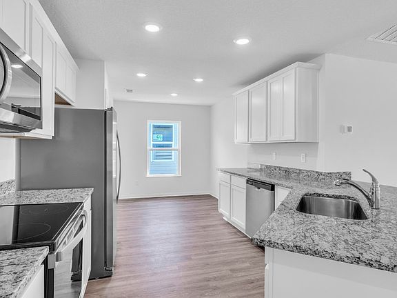 3rd image of 37442 Whisper Way