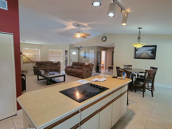 4th image of 873 Samms Ave