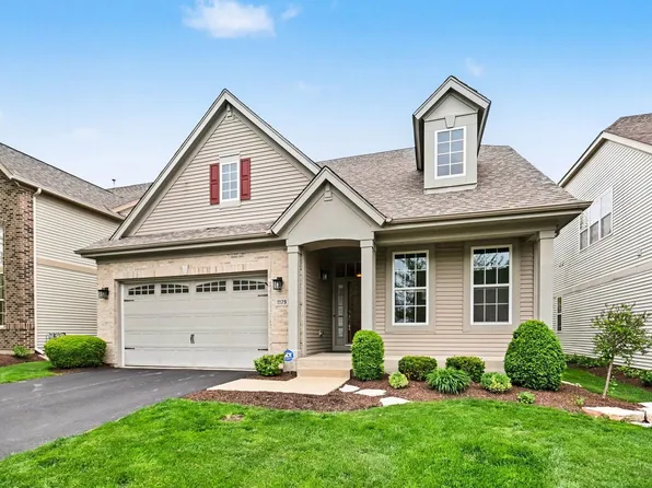 1179 Kingsley Ln, Aurora, IL 60505