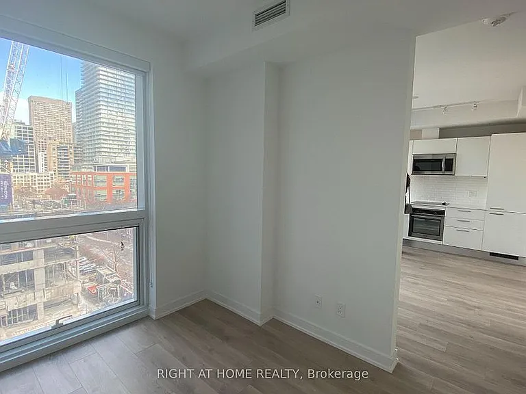 3 Gloucester St #901 — Photo 46