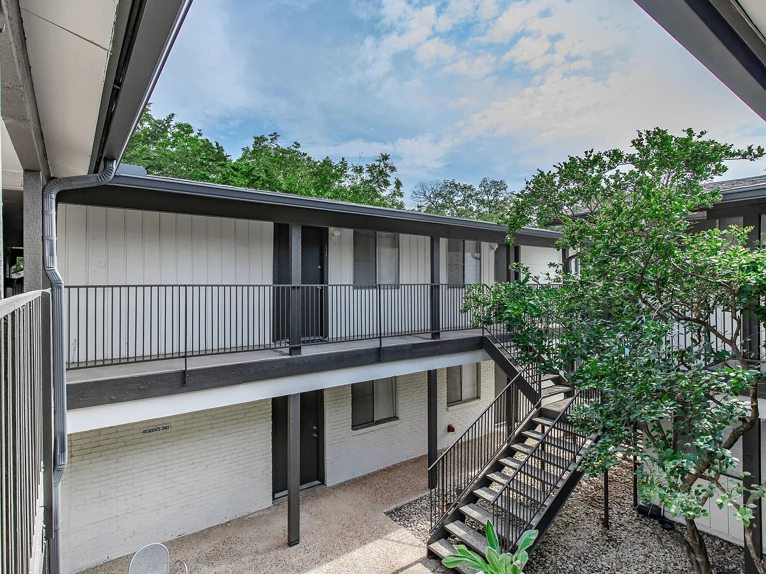 The Preserve Hyde Park - Fiesta Place — Photo 4