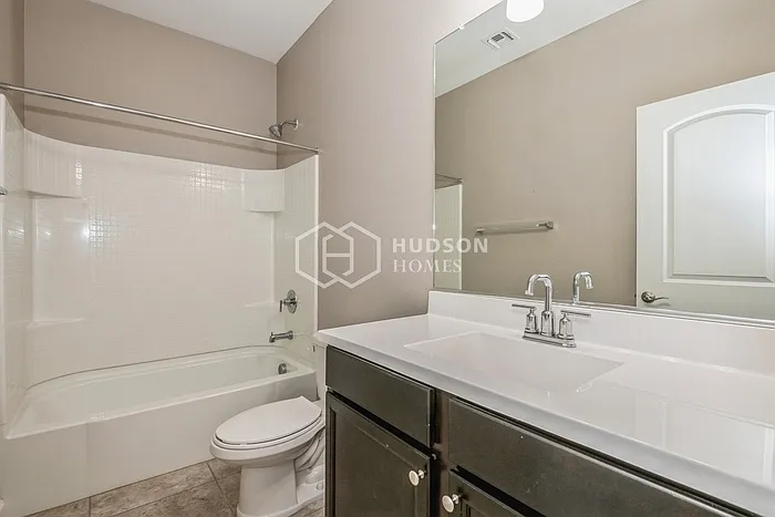 30151 W Clarendon Ave — Photo 23