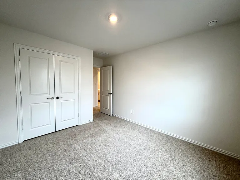 6305 Timberhurst Dr — Photo 5