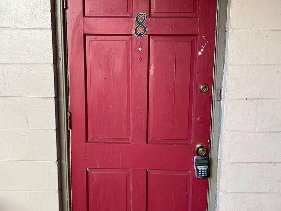 4th image of 4565 Lexington Ave APT 8