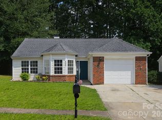 6408 Spanish Moss Ln, Charlotte, NC 28262