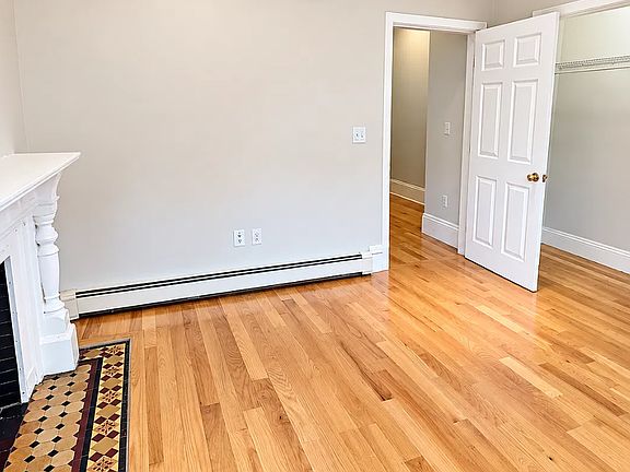 5th image of 123 Saint Botolph St #5B