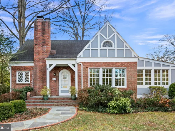 4835 Stillwell Ave, Alexandria, VA 22309