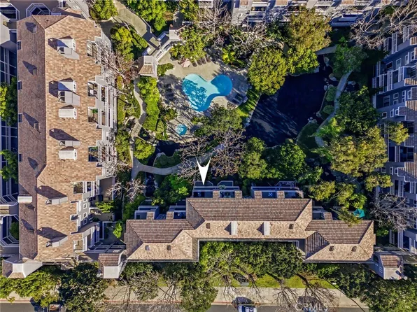 20341 Bluffside Cir #C-203, Huntington Beach, CA 92646