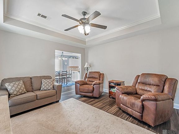 2nd image of 20760 Benton Heights Ave