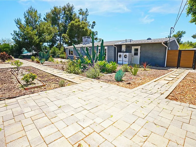 12350 Luna Pl — Photo 20