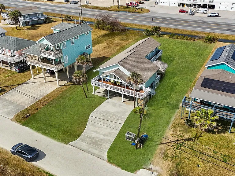 16634 Jamaica Beach Rd — Photo 34