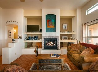 2 Condesa Rd, Santa Fe, NM 87508