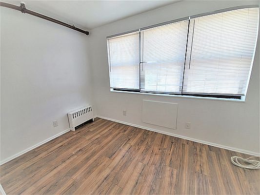 2nd image of 387 Shepherd Ave APT 3B