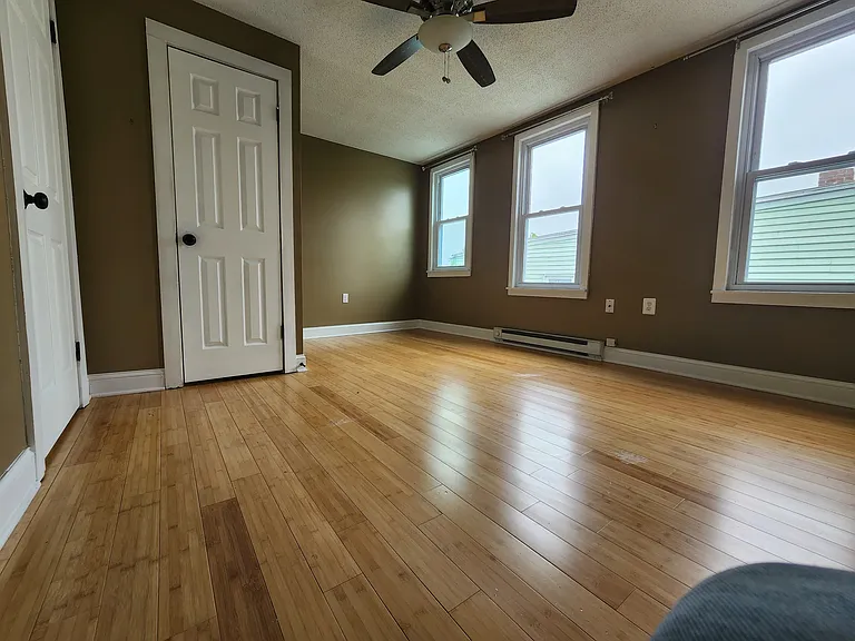 46 Willis St #3 — Photo 11