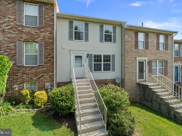 129 N Towne Ct, Mount Airy, MD 21771