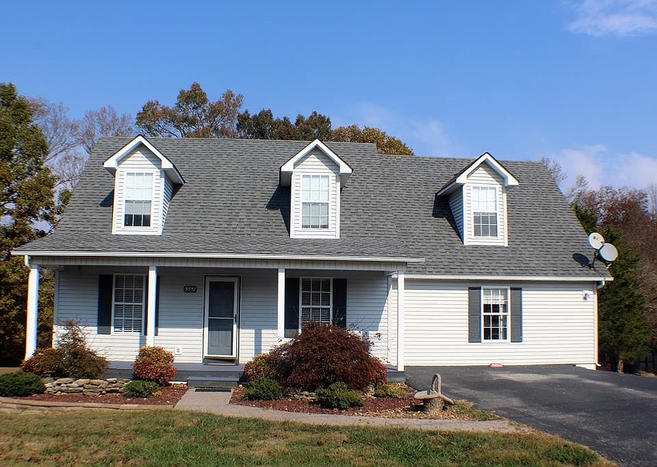 1st image of 3537 N Riveroaks Dr