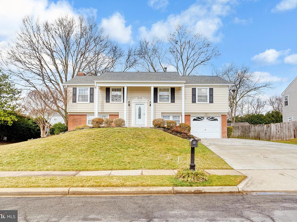 1st image of 13102 Pebble Ln