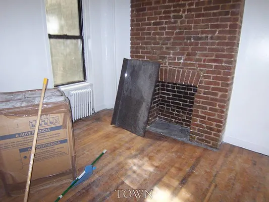 Rented by Town Residential | media 39