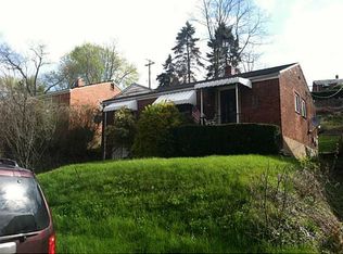 661 Perrilyn St, Pittsburgh, PA 15226