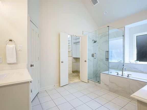 4th image of 6421 Lochridge Dr