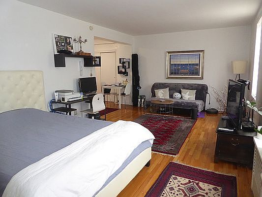 1st image of 1420 York Ave APT 3C