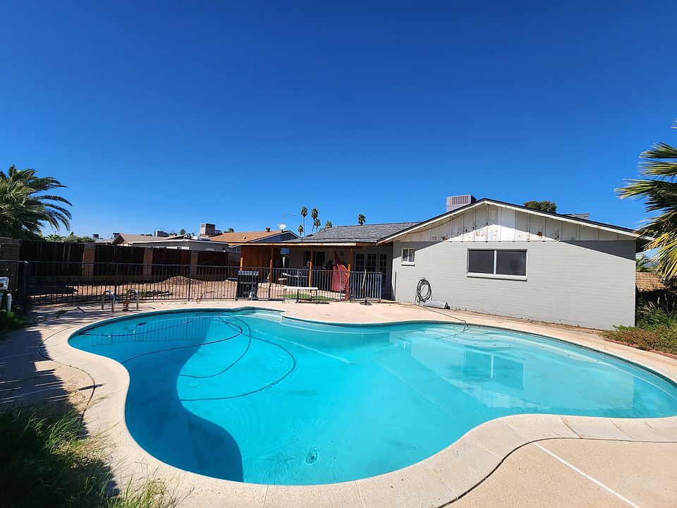1st image of 2307 W De Palma Cir